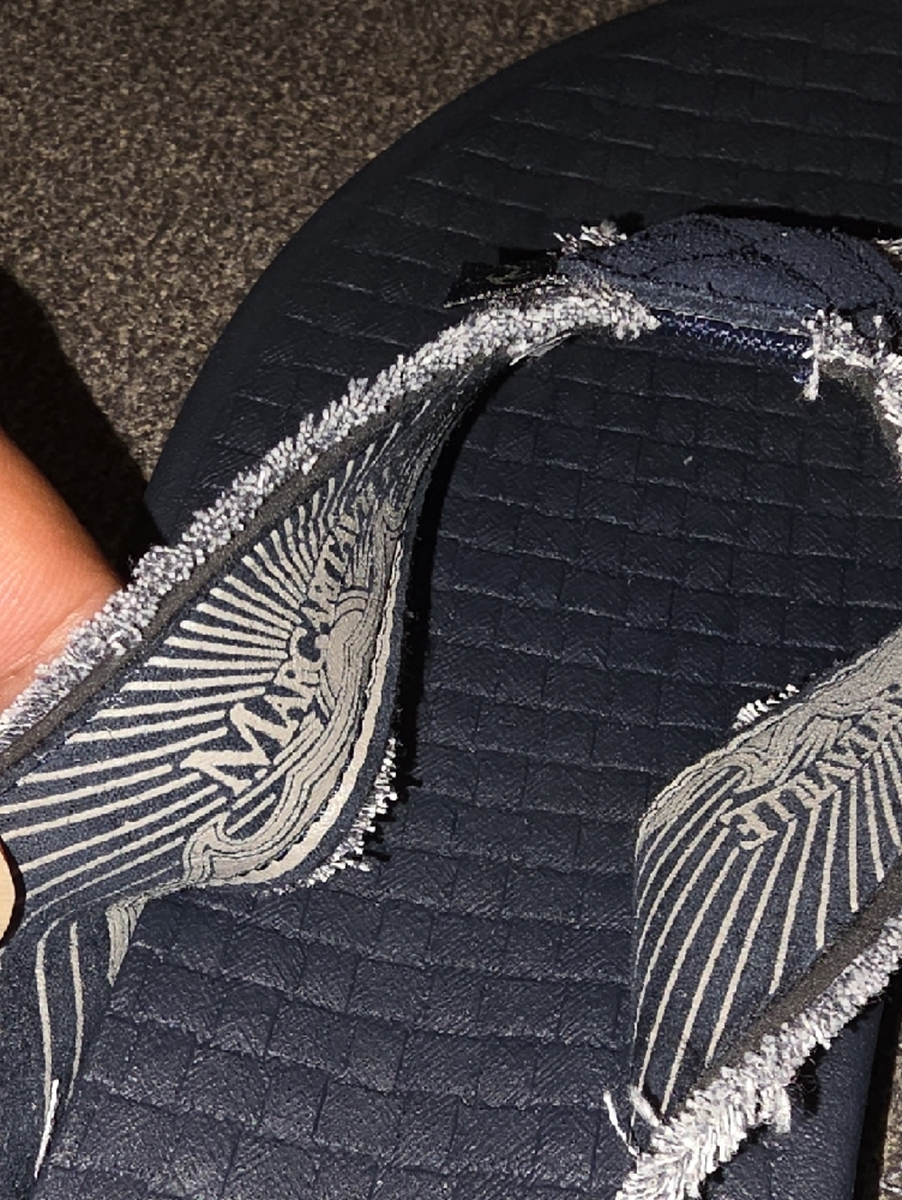 Margaritaville Navy and Light Gray Men’s Flip Flops - Picture 2 of 6